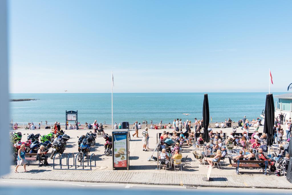 Sea View Ar Lan Y Mor Luxury Apartment 애버리스트위스 외부 사진